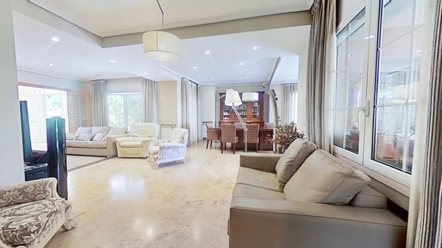 5 slaapkamer Villa te koop in Salou met zwembad garage - € 888.888 (Ref: 10106485)