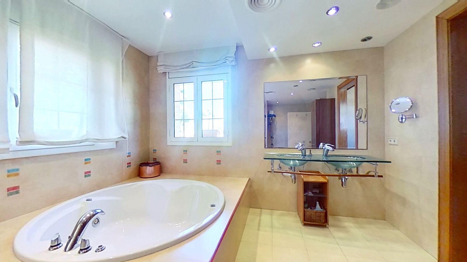 5 soveværelse Villa til salg i Salou med swimmingpool garage - € 888.888 (Ref: 10106485)