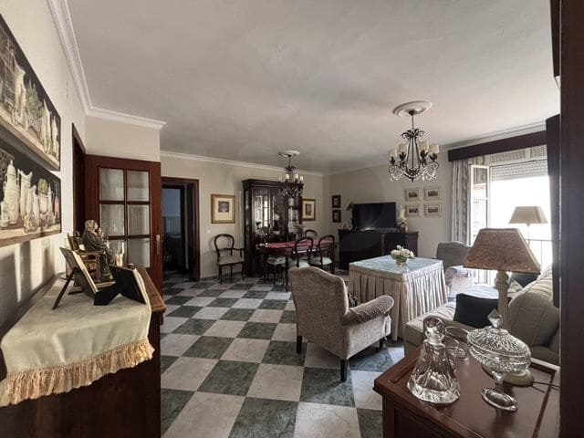 3 sovrum Lägenhet till salu i Lepe med garage - 149 900 € (Ref: 10106488)