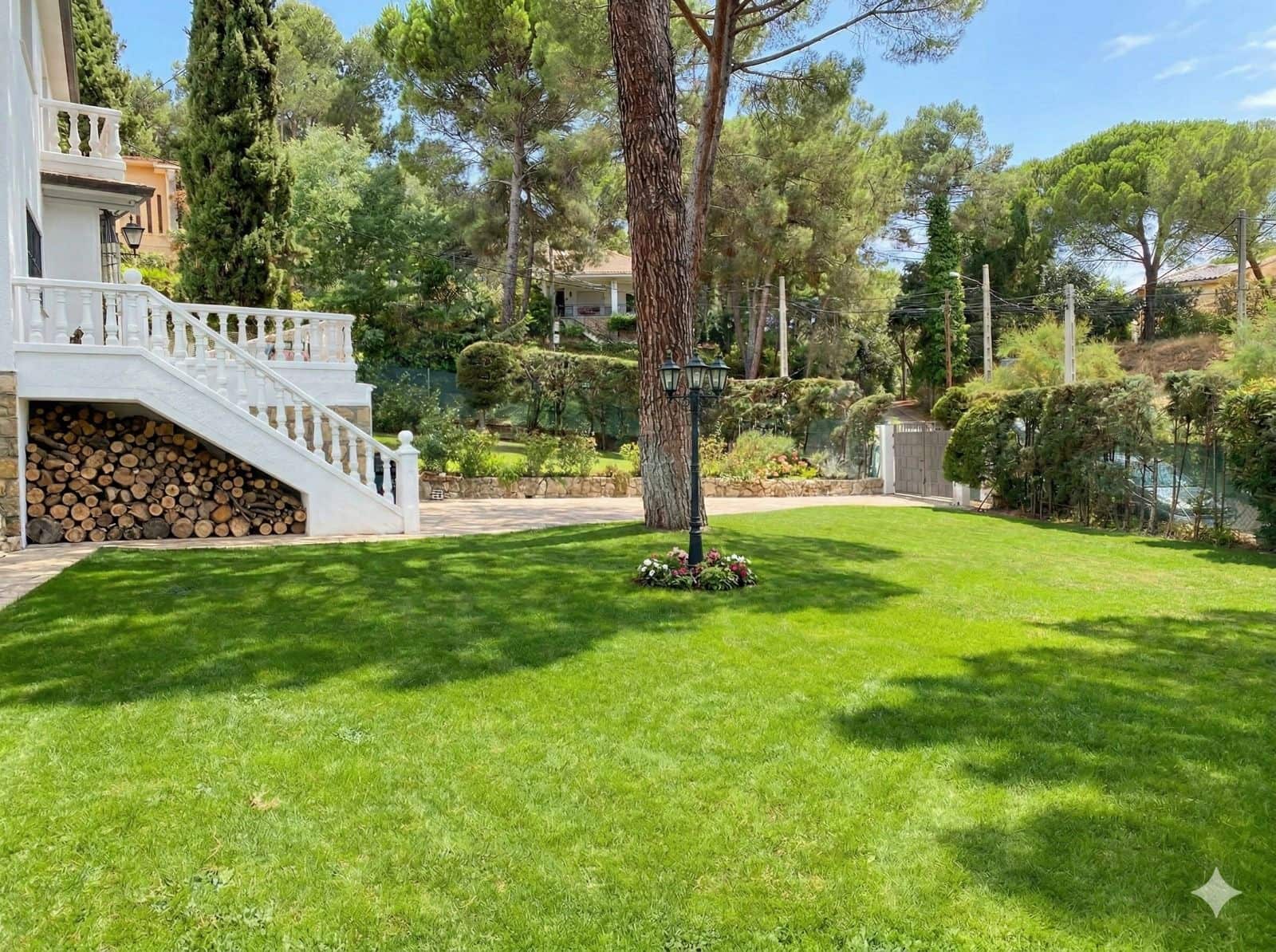 6 bedroom Villa for sale in San Martin de Valdeiglesias with pool garage - € 1,080,000 (Ref: 10106489)
