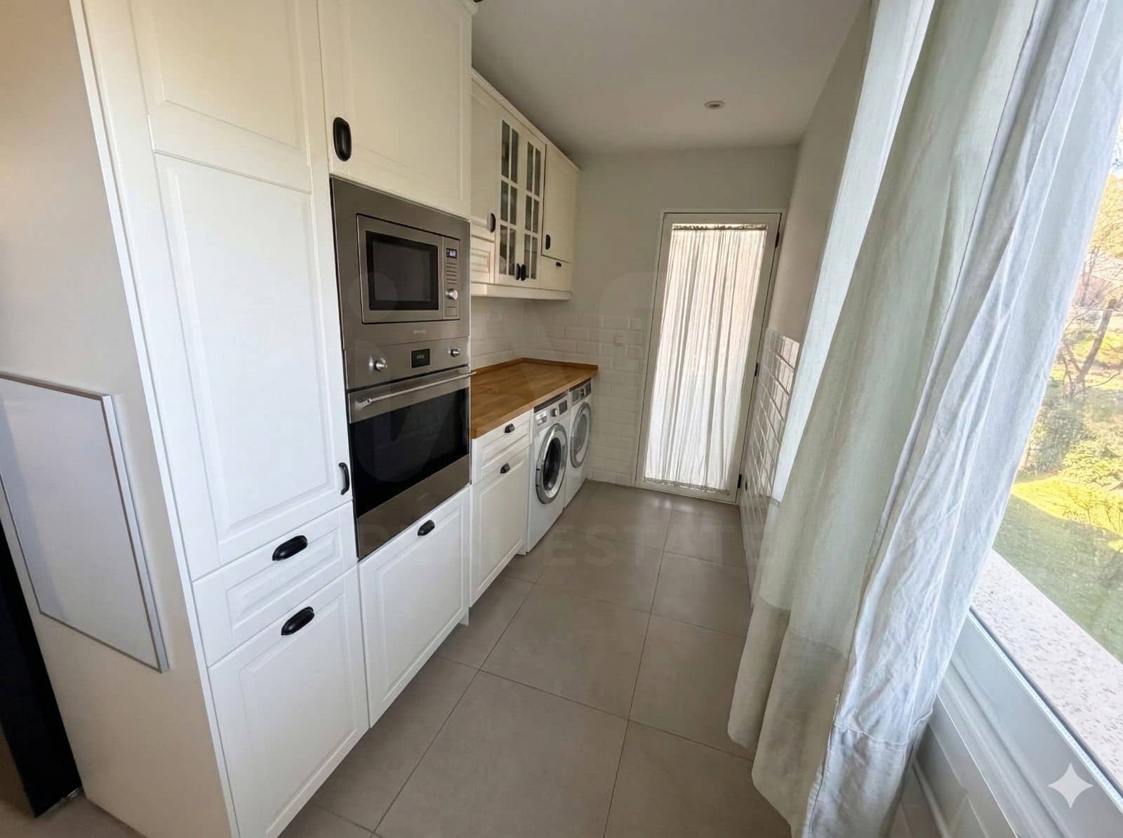 6 bedroom Villa for sale in San Martin de Valdeiglesias with pool garage - € 1,080,000 (Ref: 10106489)