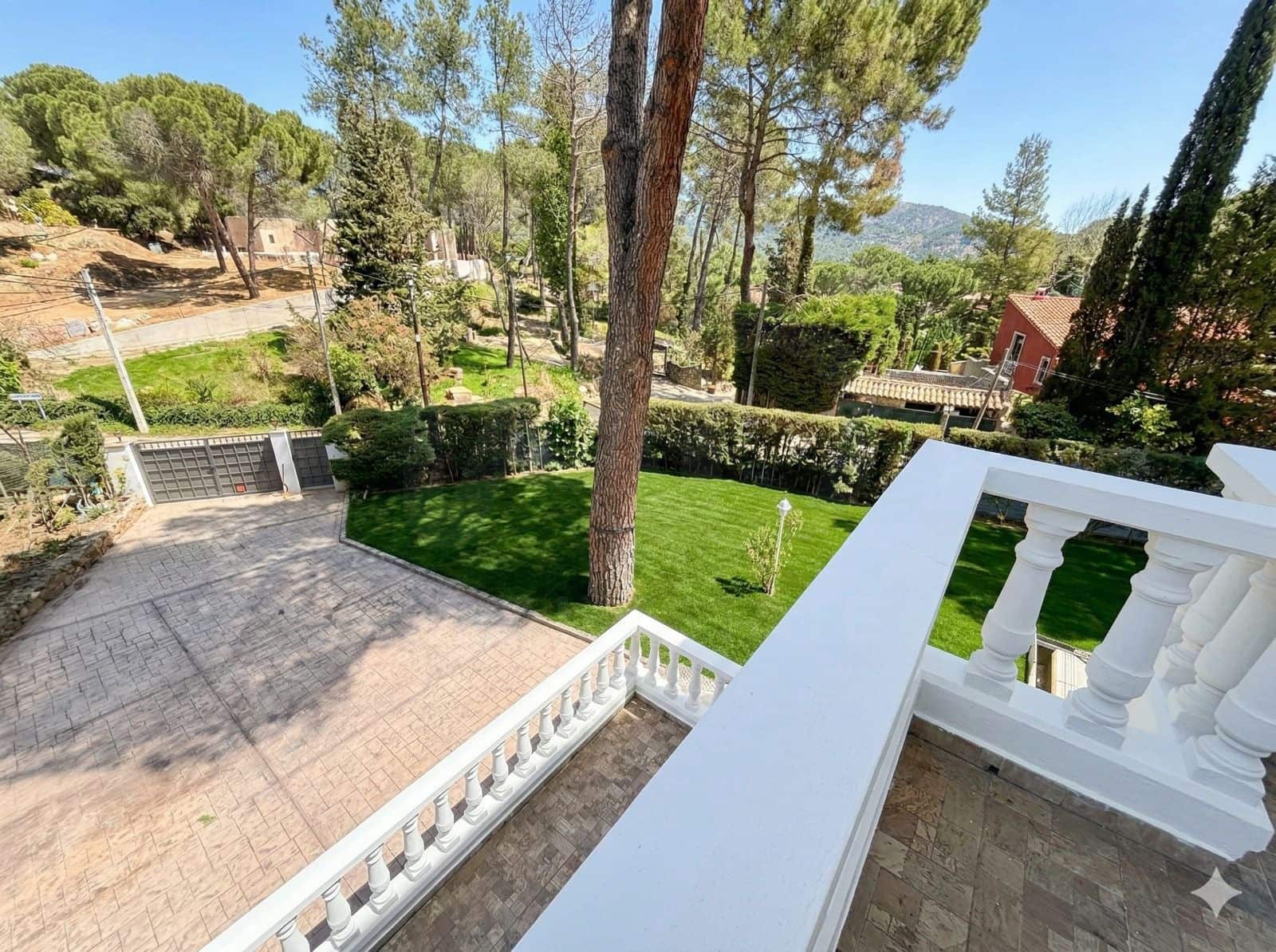 6 bedroom Villa for sale in San Martin de Valdeiglesias with pool garage - € 1,080,000 (Ref: 10106489)