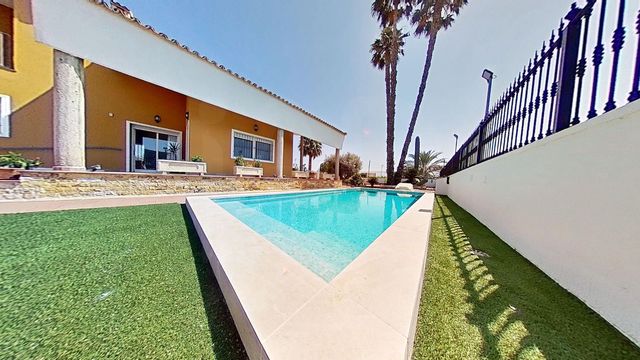 5 camera da letto Villa in vendita in Desamparados - Hurchillo - Torremendo, Orihuela con piscina garage - 650.000 € (Rif: 10106492)