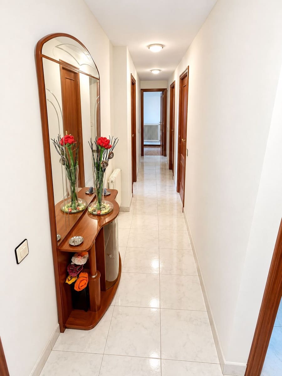 3 bedroom Apartment for sale in San Andres del Rabanedo - € 123,900 (Ref: 10106496)