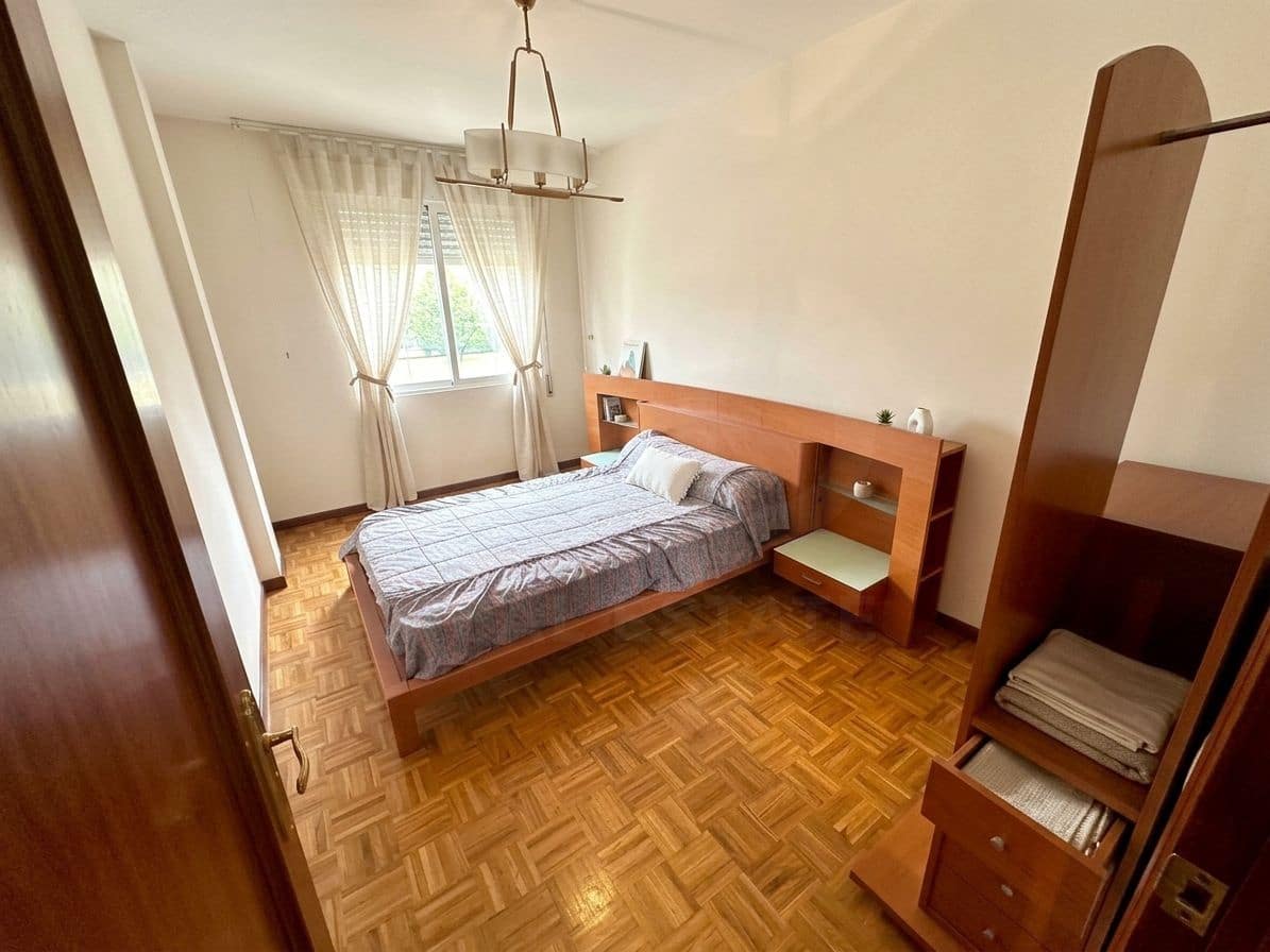3 bedroom Apartment for sale in San Andres del Rabanedo - € 123,900 (Ref: 10106496)