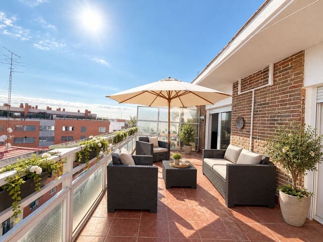 Appartement de 3 chambres à louer à Madrid ville - 2 100 € (Ref: 10106498)