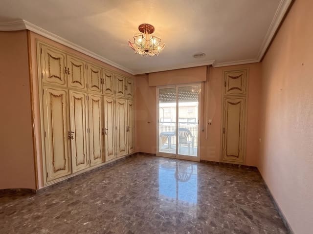 3 bedroom Apartment for sale in Alcantarilla with garage - € 225,000 (Ref: 10108705)