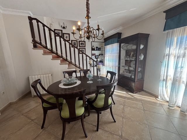 3 bedroom Townhouse for sale in Lepe with garage - € 419,000 (Ref: 10108706)