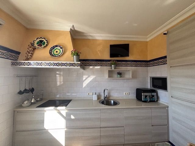 3 bedroom Townhouse for sale in Lepe with garage - € 419,000 (Ref: 10108706)