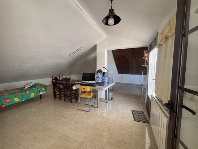 3 bedroom Townhouse for sale in Lepe with garage - € 419,000 (Ref: 10108706)