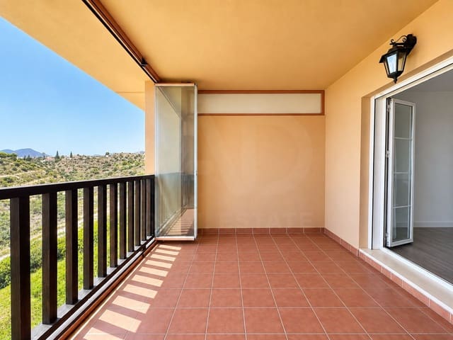 Apartamento de 3 habitaciones en Rincón de la Victoria en venta con piscina garaje - 410.000 € (Ref: 10108712)