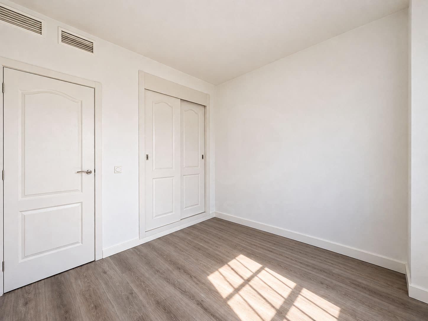 Apartamento de 3 habitaciones en Rincón de la Victoria en venta con piscina garaje - 410.000 € (Ref: 10108712)