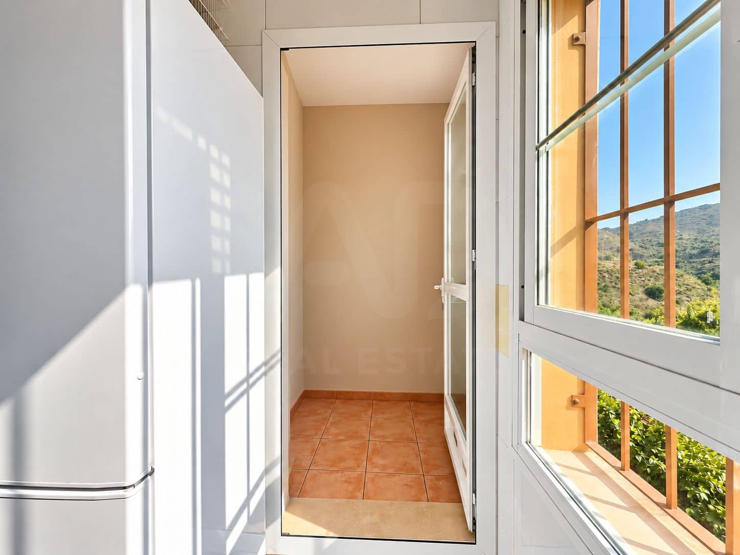 Apartamento de 3 habitaciones en Rincón de la Victoria en venta con piscina garaje - 410.000 € (Ref: 10108712)