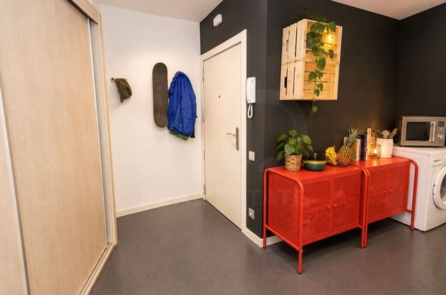 1 chambre Appartement à vendre à Sant Andreu de Palomar, Barcelone ville - 260 000 € (Ref: 10108714)
