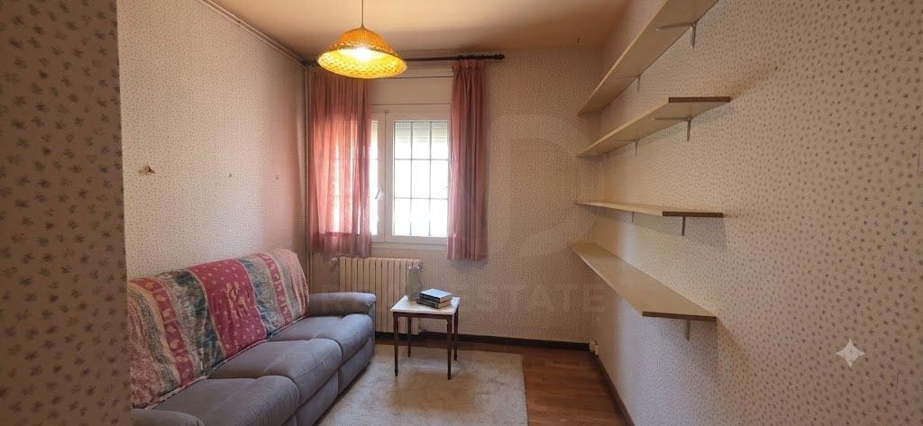 4 slaapkamer Huis te koop in Olerdola met zwembad garage - € 545.000 (Ref: 10110402)