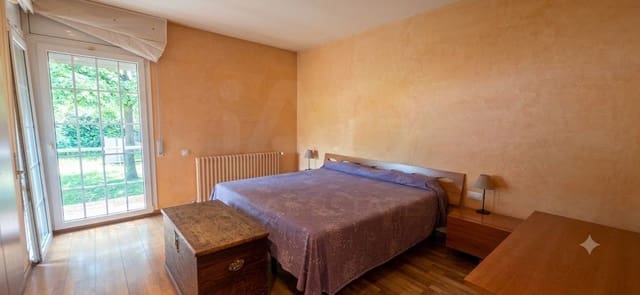 4 slaapkamer Huis te koop in Can Trabal, Olèrdola met zwembad garage - € 545.000 (Ref: 10110402)