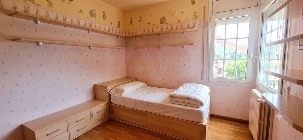 4 slaapkamer Huis te koop in Olerdola met zwembad garage - € 545.000 (Ref: 10110402)