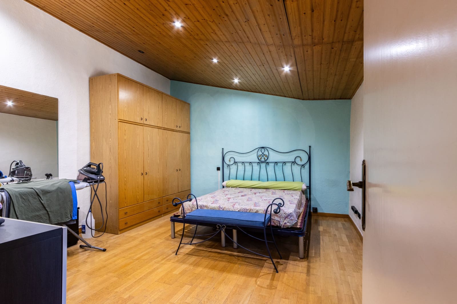 6 bedroom Terraced Villa for sale in Parets del Valles with pool garage - € 596,000 (Ref: 10110403)