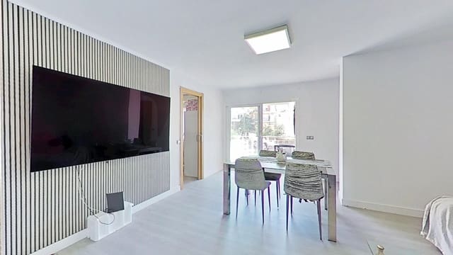 3 soveværelse Lejlighed til salg i Cunit - € 190.000 (Ref: 10110410)