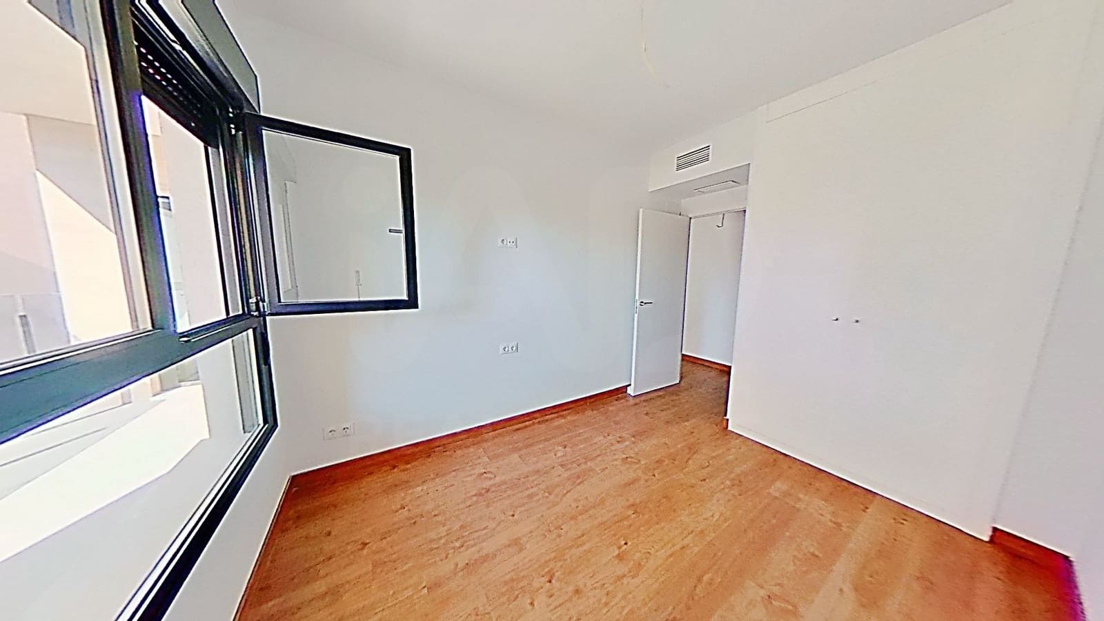 3 bedroom Penthouse for sale in El Campello with pool garage - € 900,000 (Ref: 10110447)