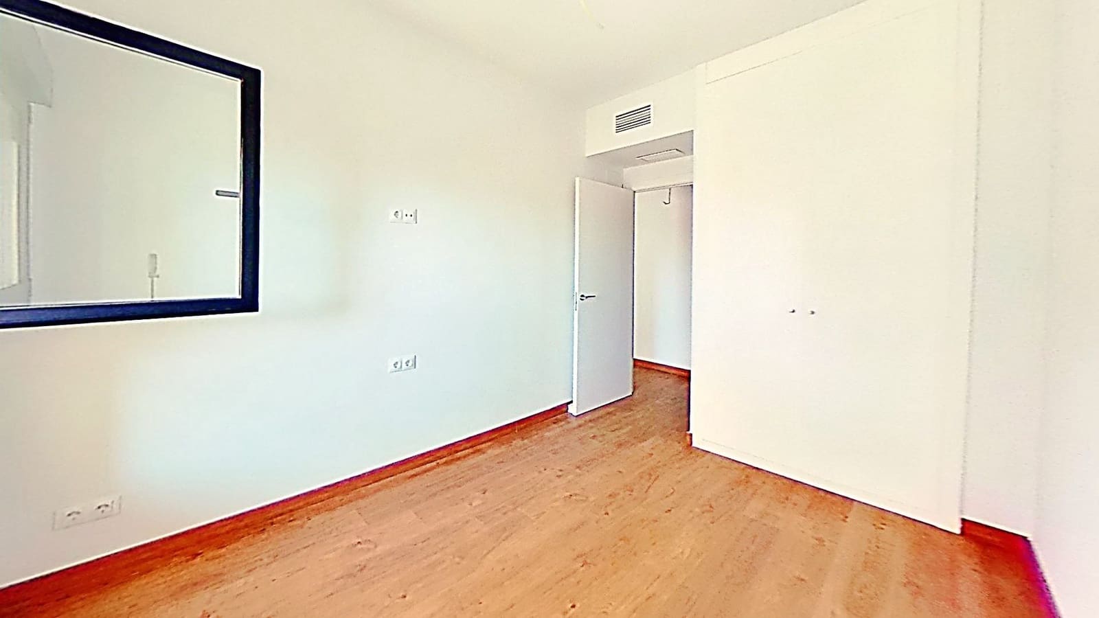 3 bedroom Penthouse for sale in El Campello with pool garage - € 900,000 (Ref: 10110447)