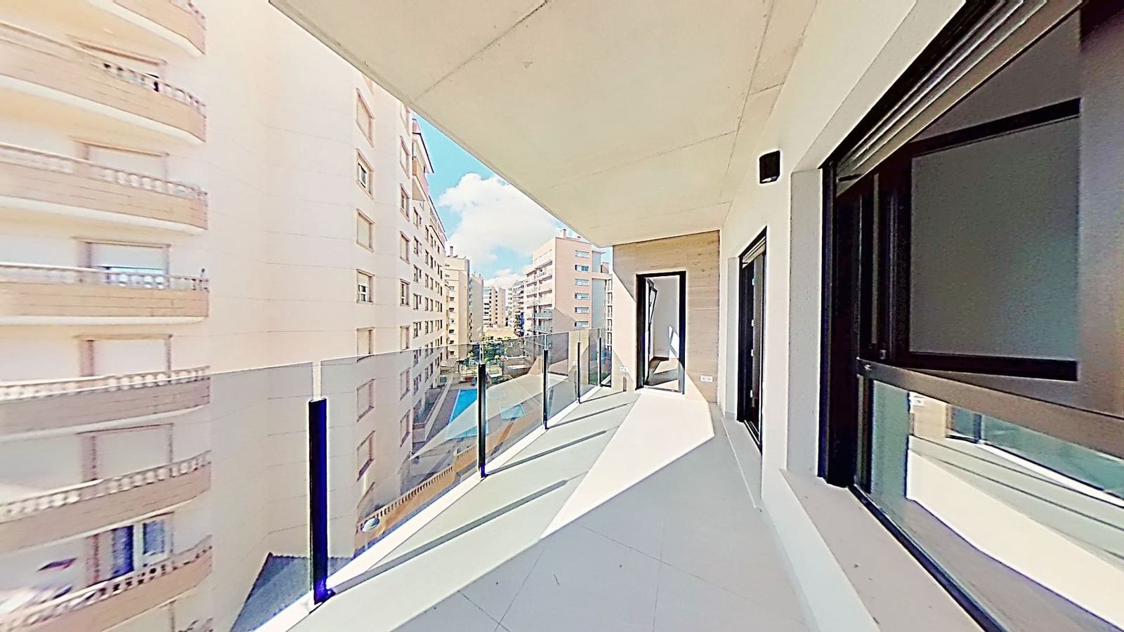 3 bedroom Penthouse for sale in El Campello with pool garage - € 900,000 (Ref: 10110447)