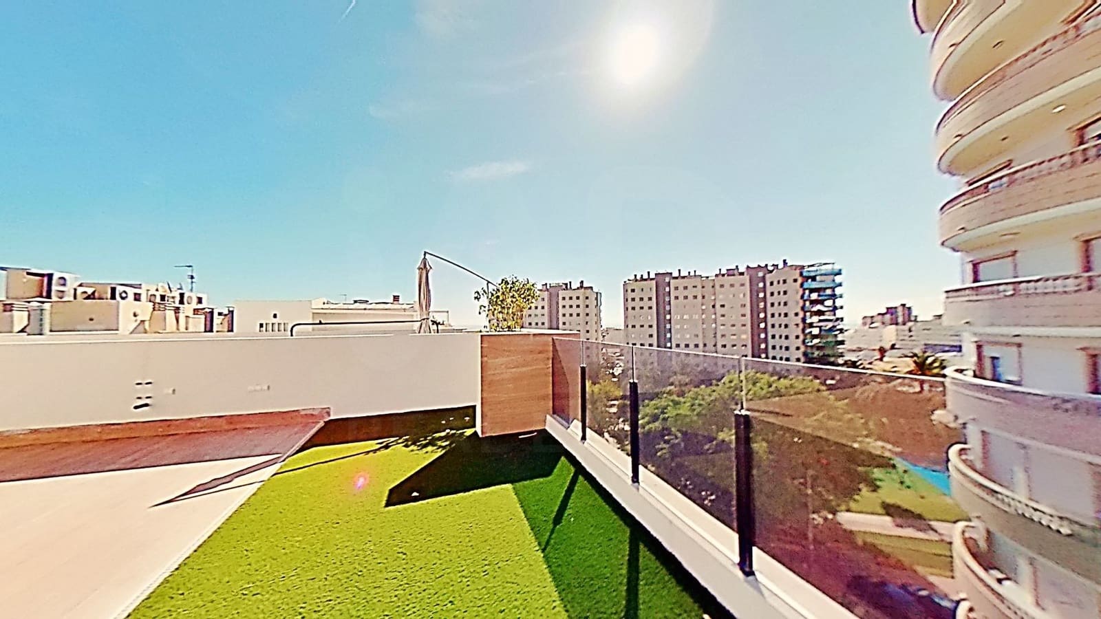 3 bedroom Penthouse for sale in El Campello with pool garage - € 900,000 (Ref: 10110447)