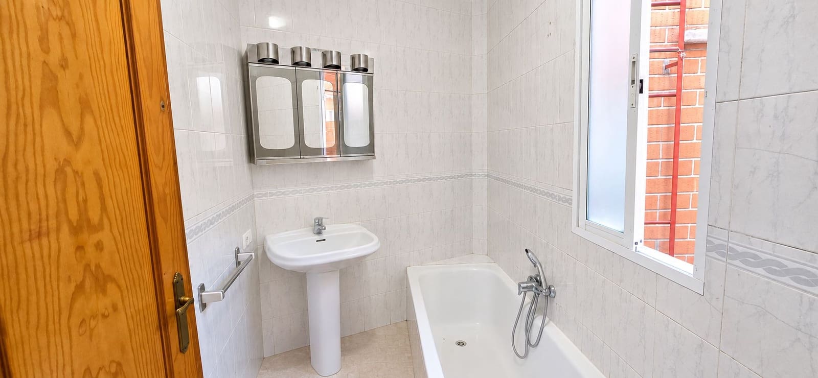 Apartamento de 3 habitaciones en Las Ventas de Retamosa en venta - 142.000 € (Ref: 10110448)