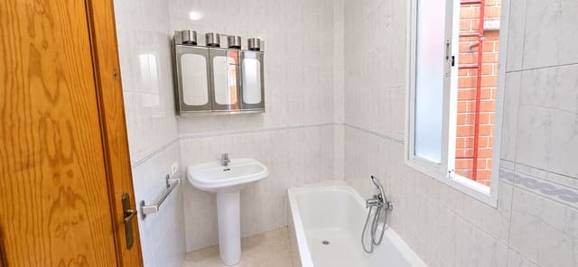 Apartamento de 3 habitaciones en Las Ventas de Retamosa en venta - 142.000 € (Ref: 10110448)