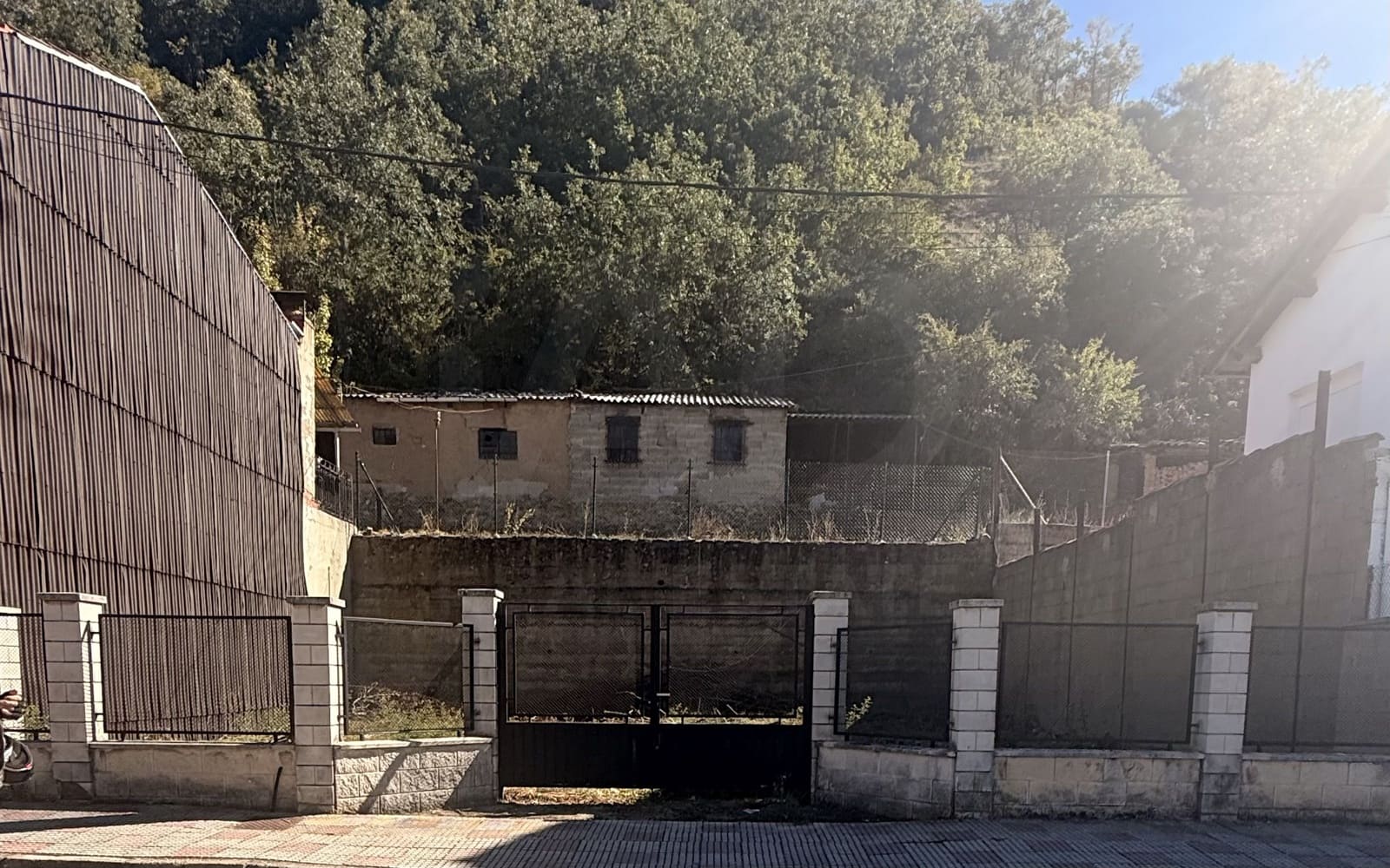 Undeveloped Land for sale in Matallana de Torio - € 12,000 (Ref: 10110449)