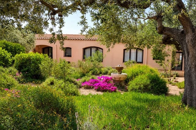 12 soveværelse Finca/Landehus til salg i El Molar med swimmingpool garage - € 6.600.000 (Ref: 10111253)