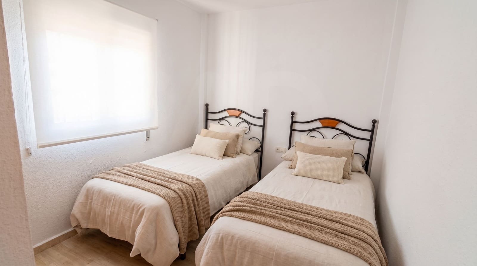 3 chambre Villa/Maison Mitoyenne à vendre à Almonte - 375 000 € (Ref: 10111257)