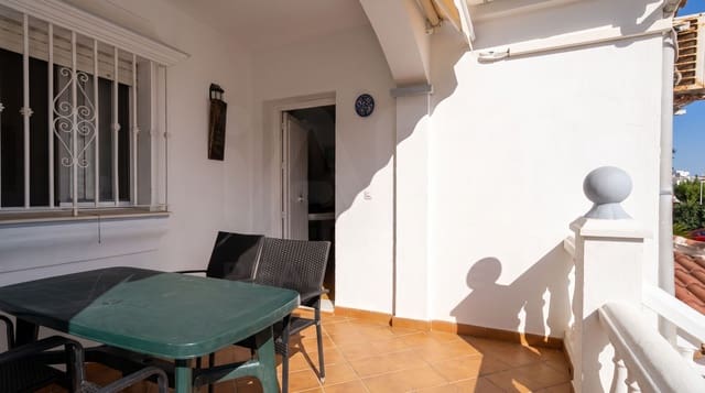 3 makuuhuone Rivitalo myytävänä paikassa Almonte - 375 000 € (Ref: 10111257)