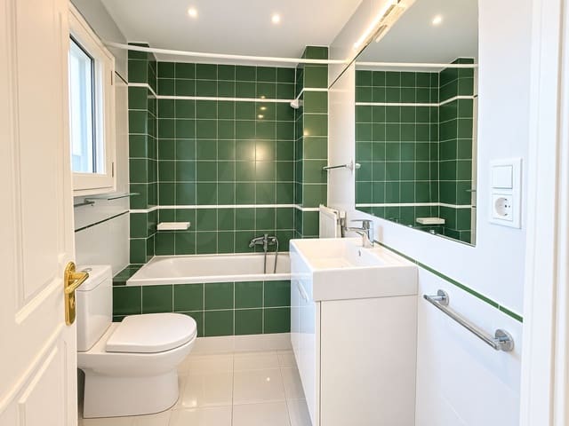 4 bedroom Apartment for rent in Castellana, Madrid city with garage - € 5,500 (Ref: 10111262)