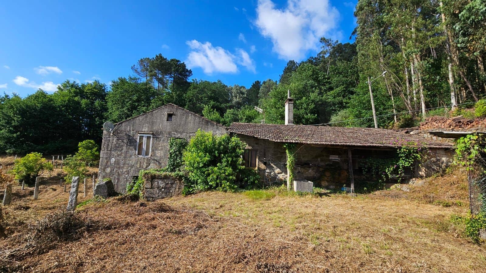 Townhouse for sale in Ponteareas - € 59,000 (Ref: 10113315)