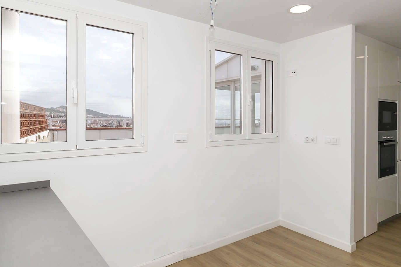 3 bedroom Apartment for rent in Barcelona city - € 2,920 (Ref: 10113322)