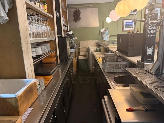 Kommersiell att hyra i Gaztambide, Madrid stad - 4 500 € (Ref: 10113323)