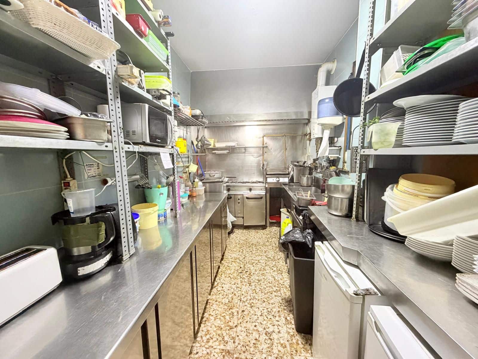 Commercial for rent in Madrid city - € 4,500 (Ref: 10113323)