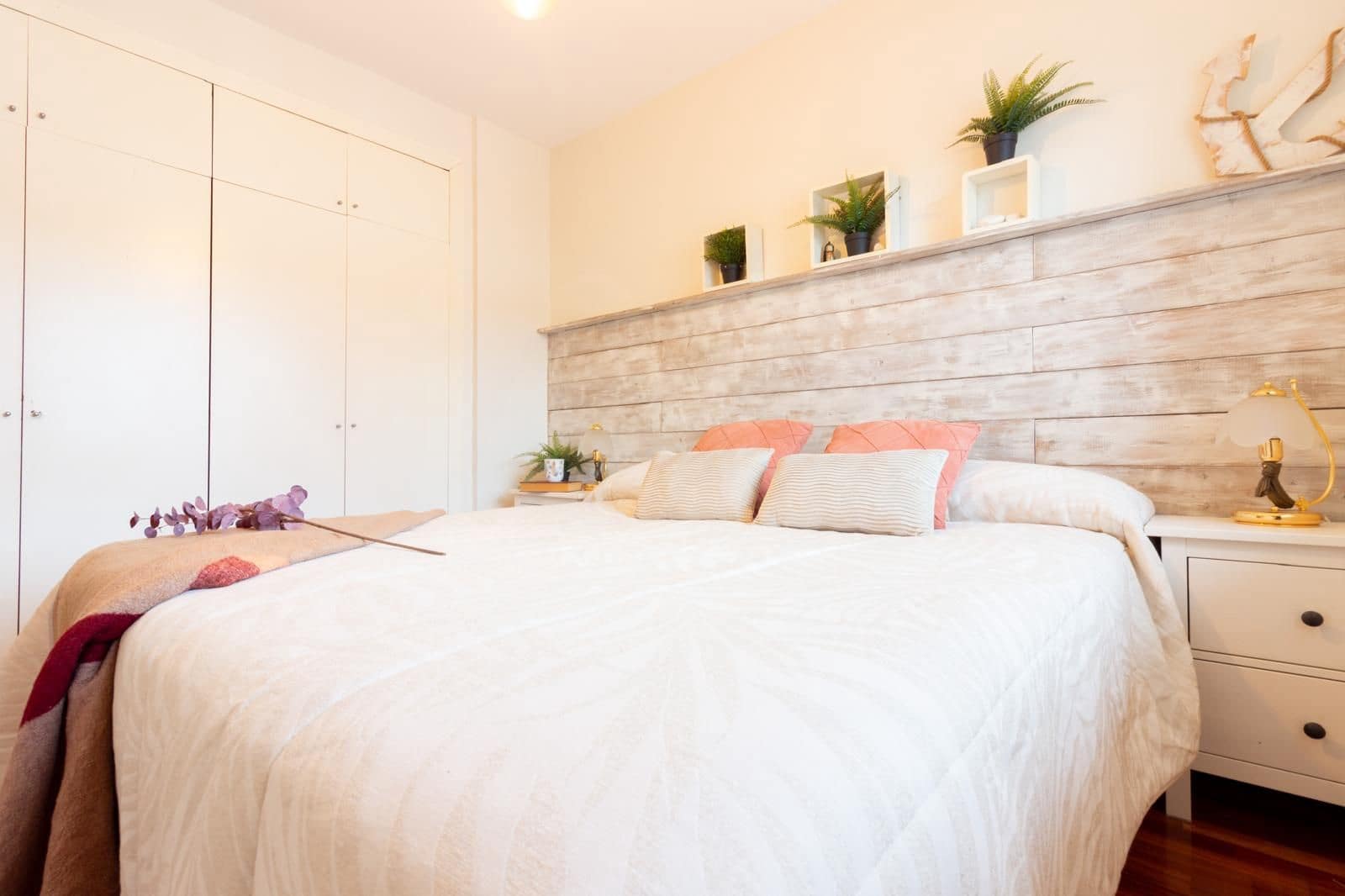 3 bedroom Terraced Villa for sale in Castelldefels with pool - € 550,000 (Ref: 10114565)