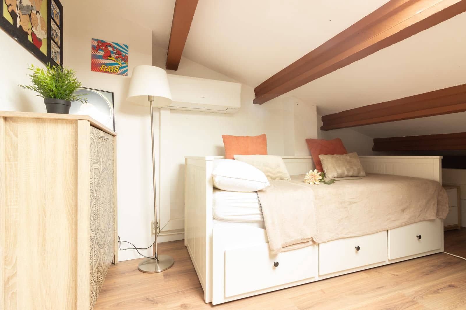 3 bedroom Terraced Villa for sale in Castelldefels with pool - € 550,000 (Ref: 10114565)