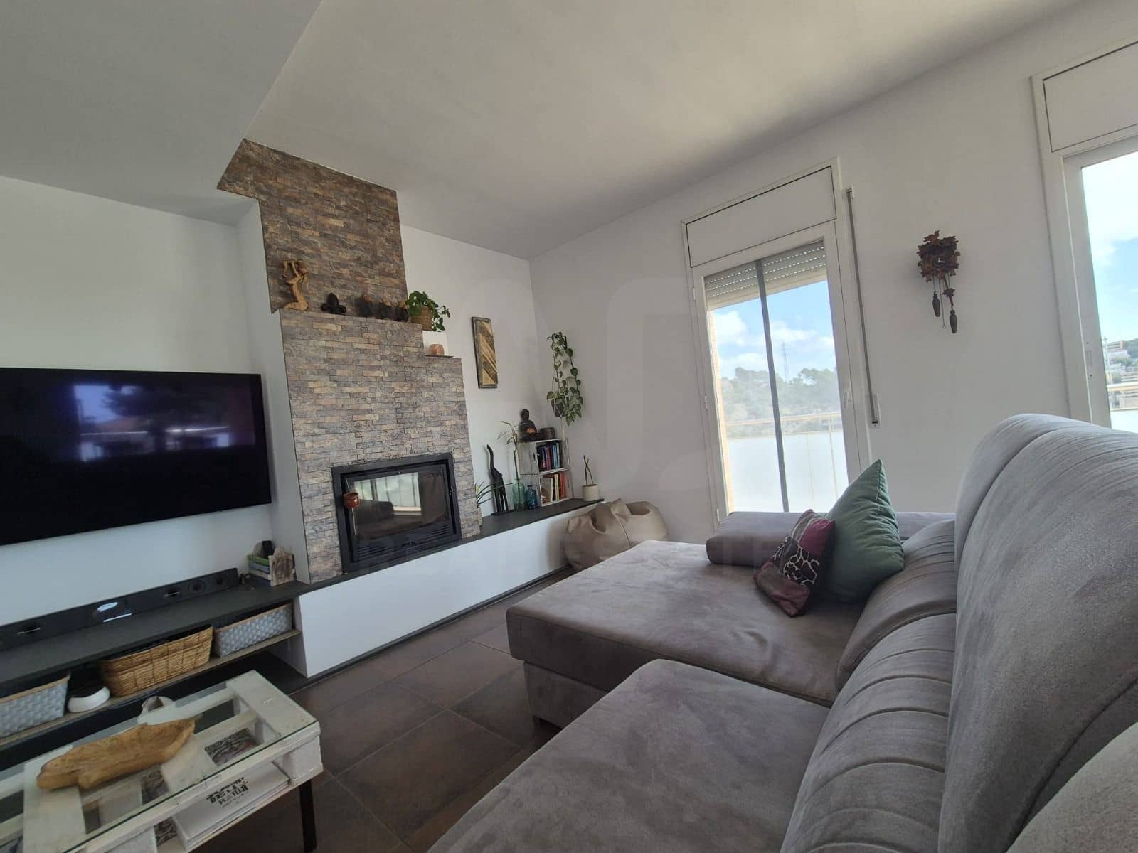 4 bedroom Townhouse for sale in Cubelles with garage - € 399,990 (Ref: 10114566)
