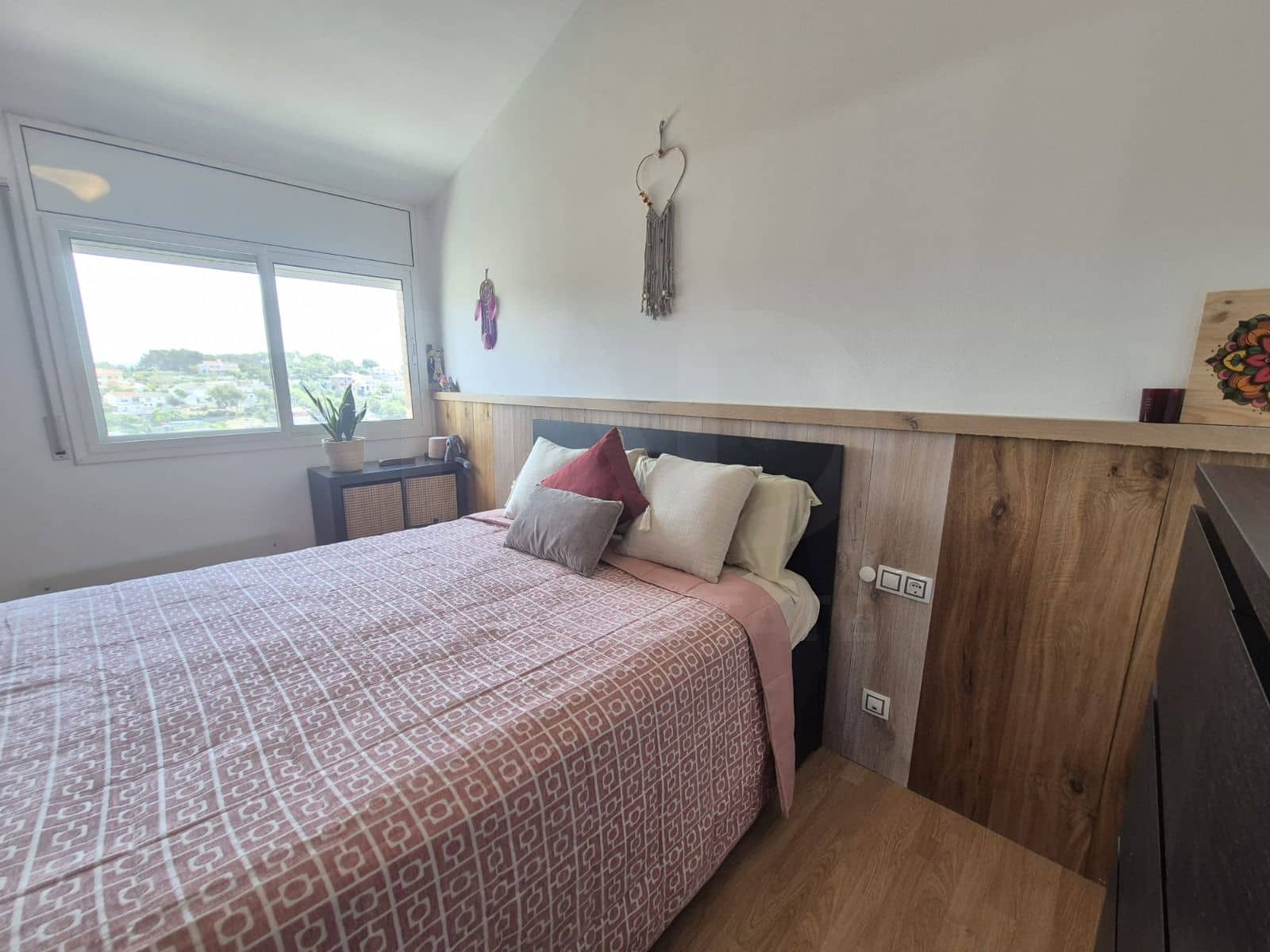 4 bedroom Townhouse for sale in Cubelles with garage - € 399,990 (Ref: 10114566)