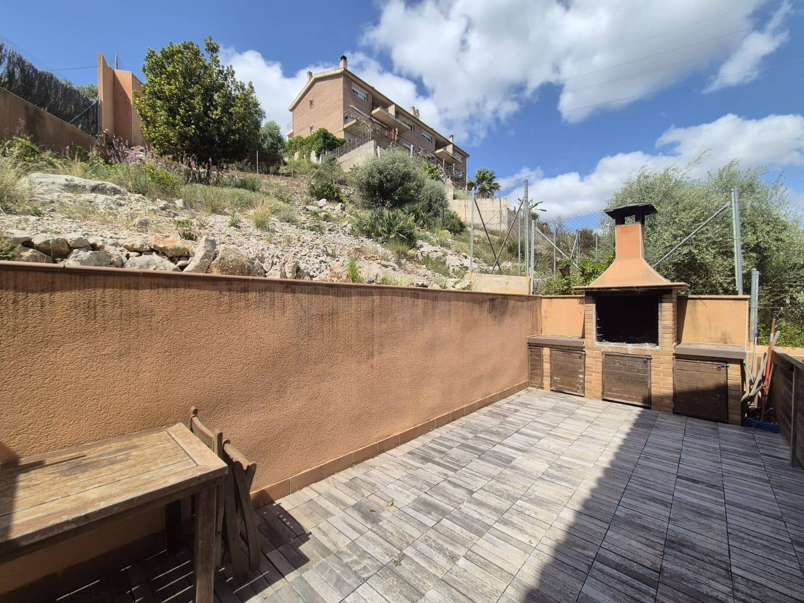 4 bedroom Townhouse for sale in Cubelles with garage - € 399,990 (Ref: 10114566)