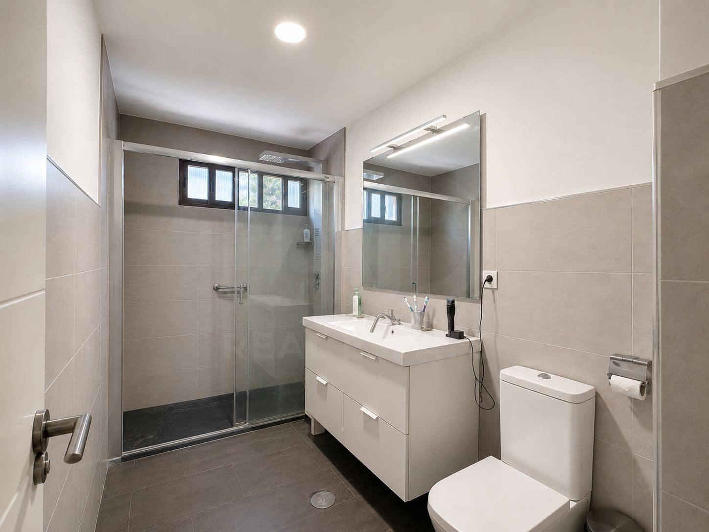 5 soveværelse Lejlighed til salg i Malaga by med swimmingpool garage - € 1.250.000 (Ref: 10114569)