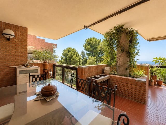 5 soveværelse Lejlighed til salg i Pedregalejo, Málaga by med swimmingpool garage - € 1.250.000 (Ref: 10114569)