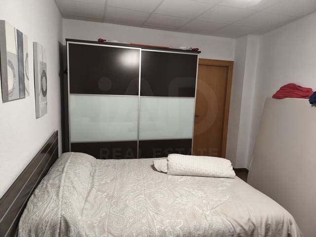 4 soverom Hus til salgs i Calasparra med garasje - € 250 000 (Ref: 10114571)
