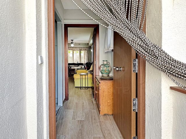 3 makuuhuone Rivitalo myytävänä paikassa Roda de Barà mukana 
autotalli - 265 000 € (Ref: 10114572)