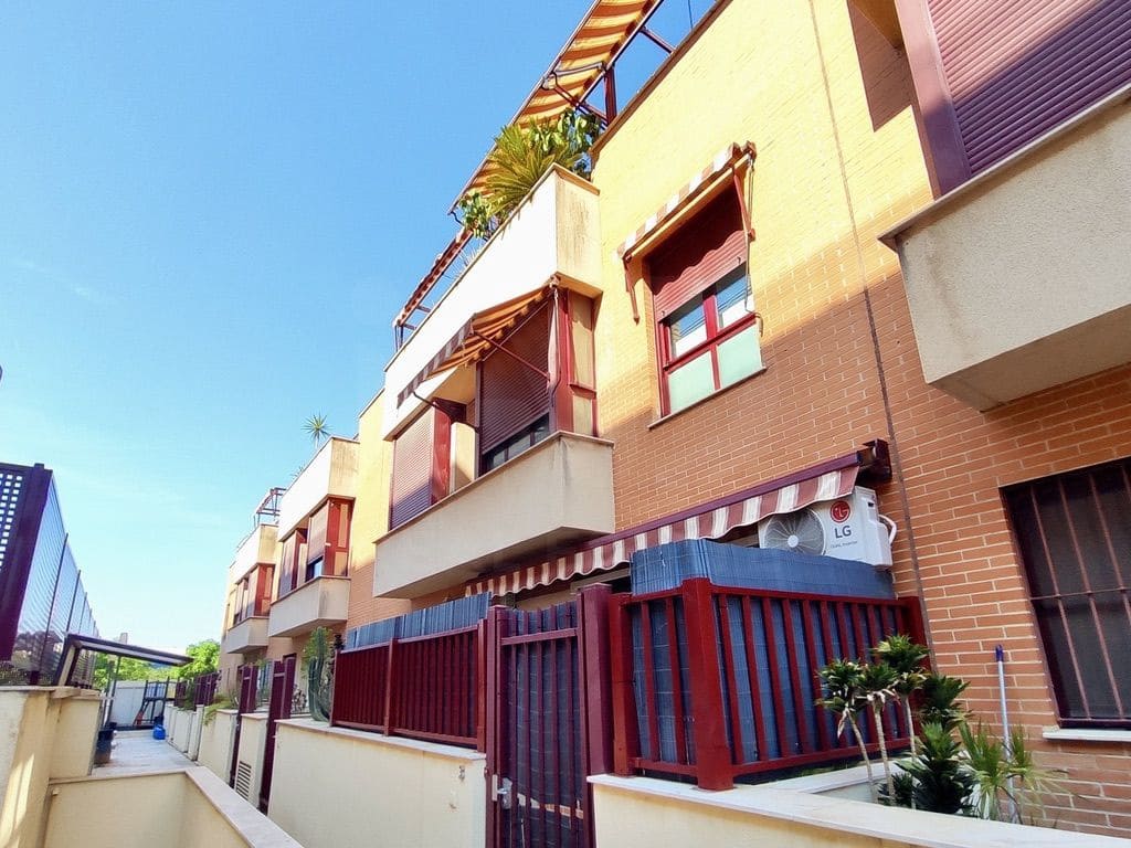 5 bedroom Terraced Villa for sale in Sagunto / Sagunt with pool garage - € 350,000 (Ref: 10114573)