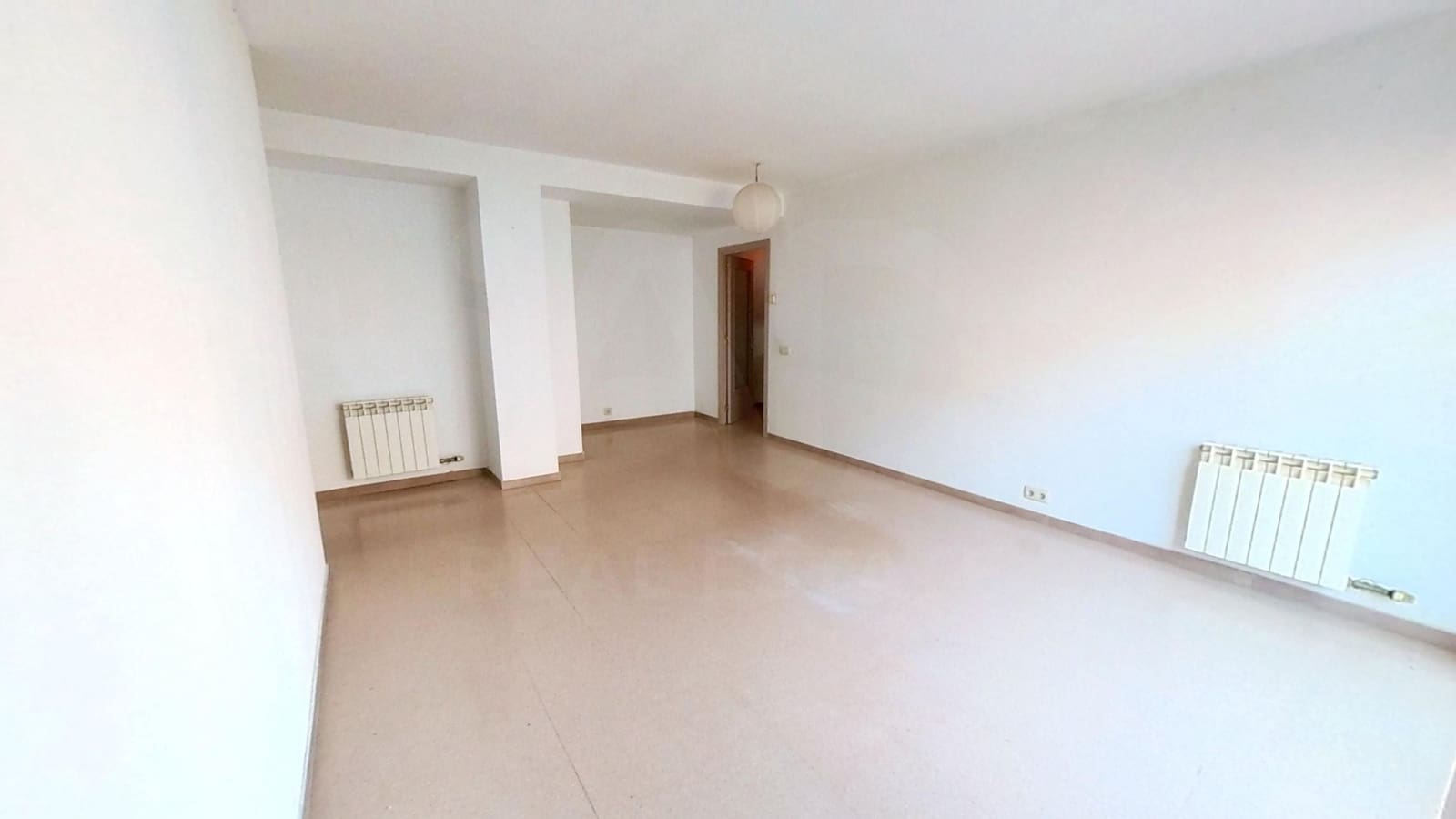 4 bedroom Apartment for sale in El Vendrell with garage - € 187,000 (Ref: 10114574)