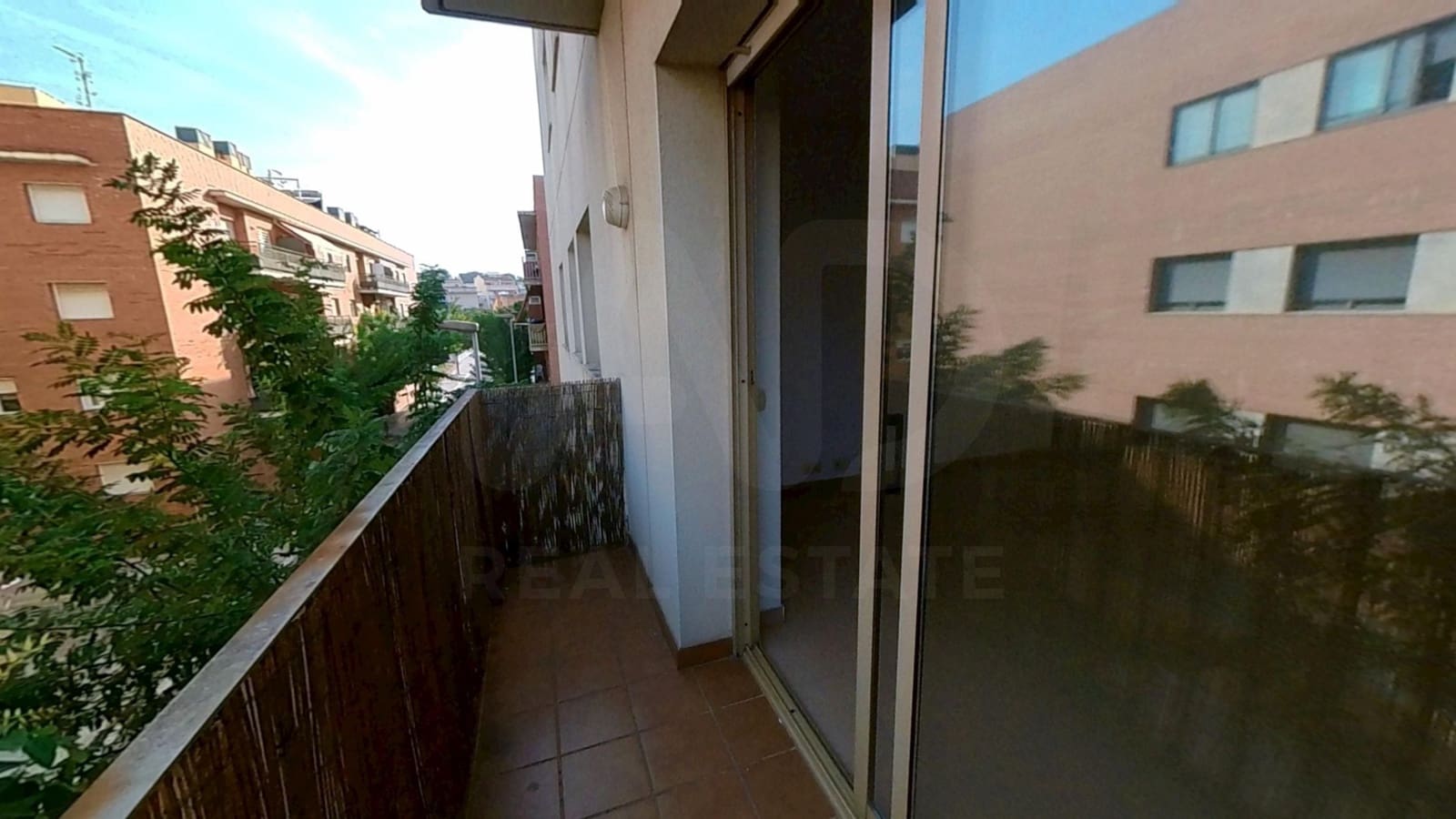 4 bedroom Apartment for sale in El Vendrell with garage - € 187,000 (Ref: 10114574)
